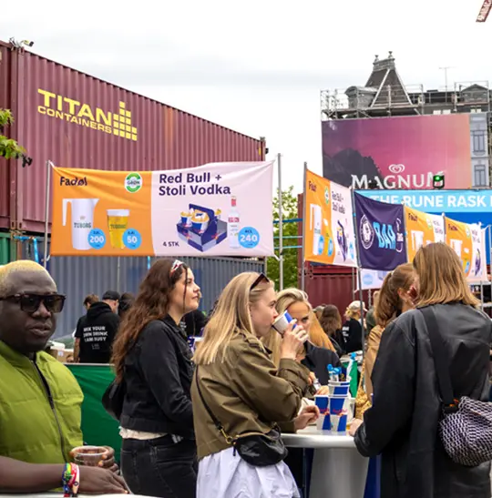 Distortion_982X547_Bar